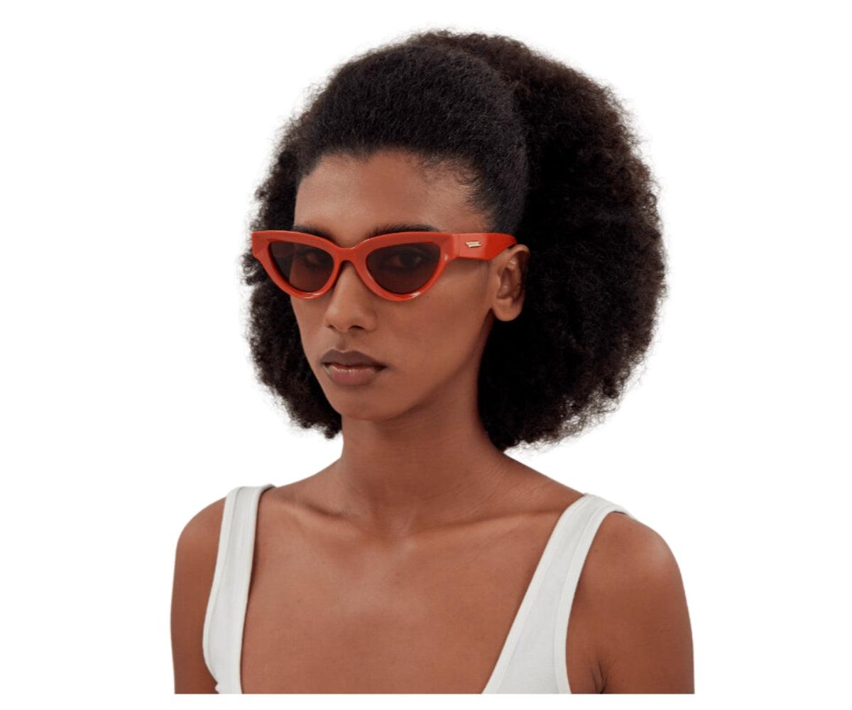 Bottega Veneta_Sunglasses_1249S_004_53_Model