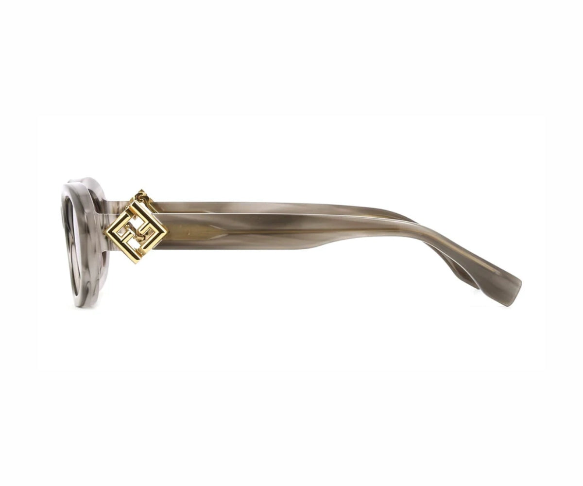 Fendi_Sunglasses_Diamond_40140U_20Y_53_90