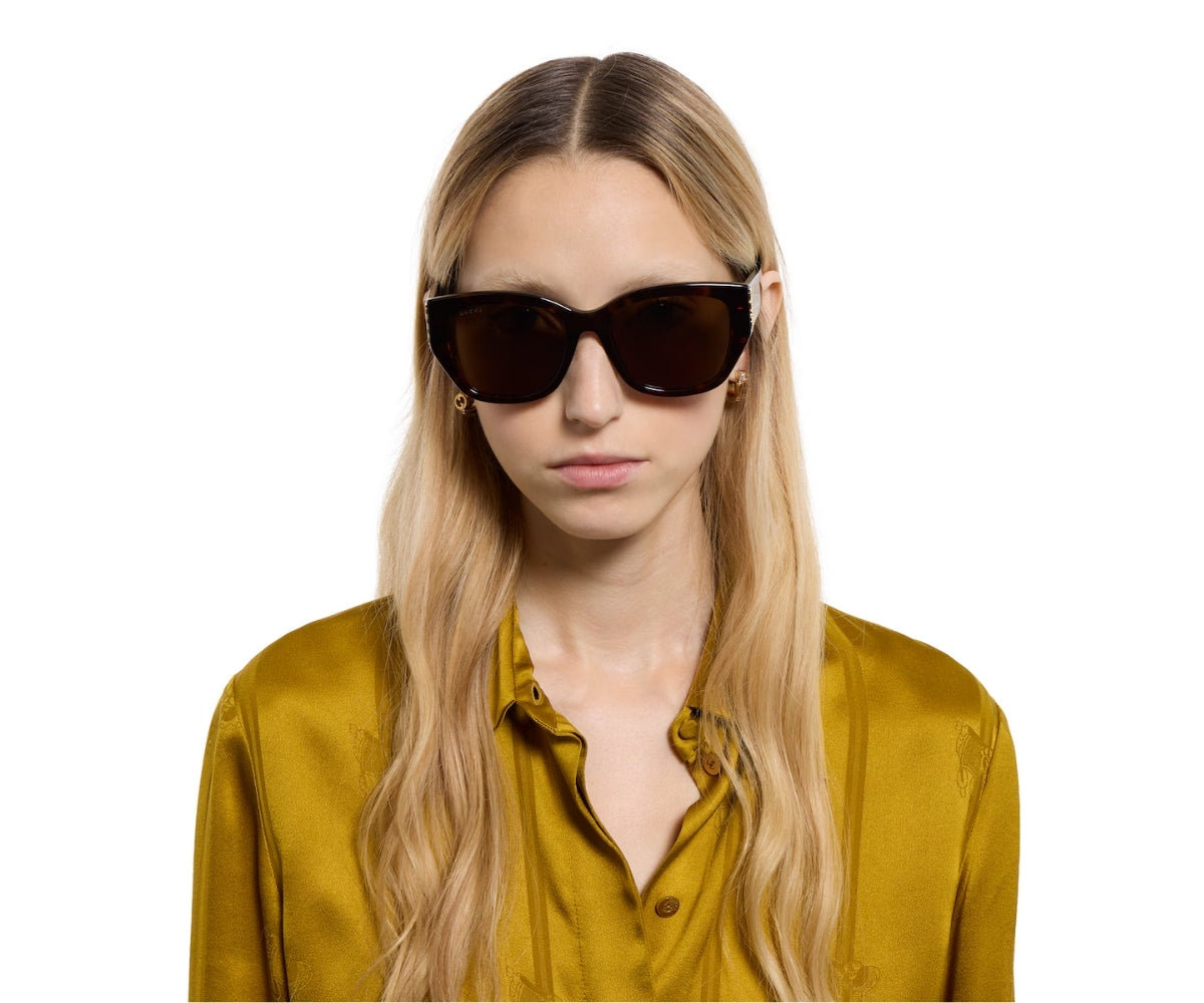 Gucci_Sunglasses_2043SA_002_55_Model 1