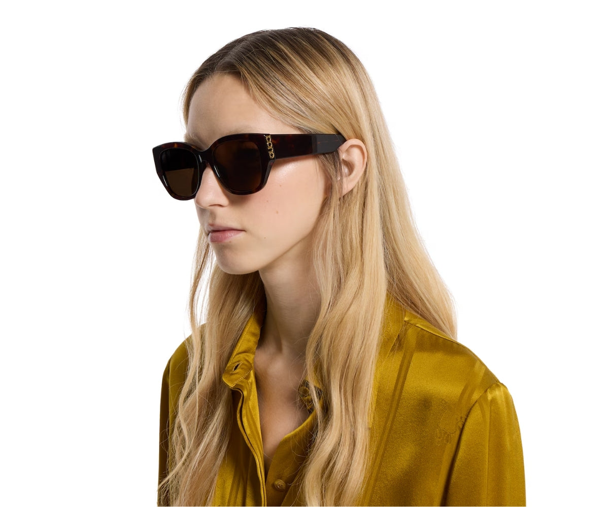Gucci_Sunglasses_2043SA_002_55_Model 2