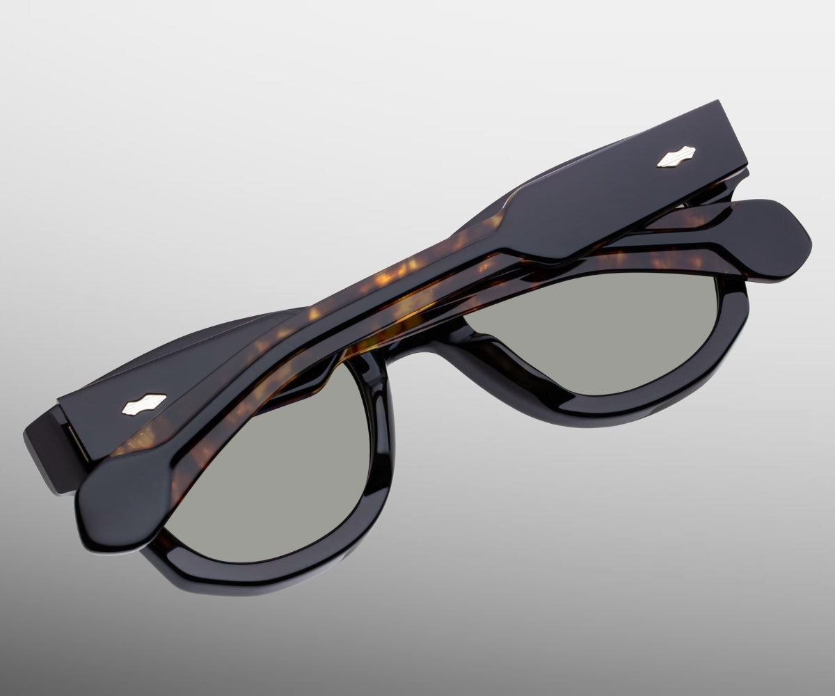 Jacques Marie Mage_Sunglasses_KINSHASA_NOIR_51_closeup2