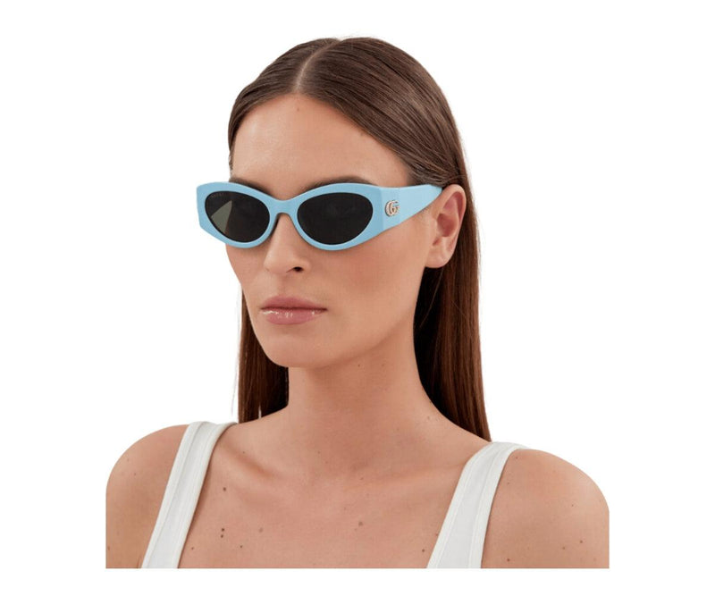 Gucci_Sunglasses_1401S_004_53_Model 1