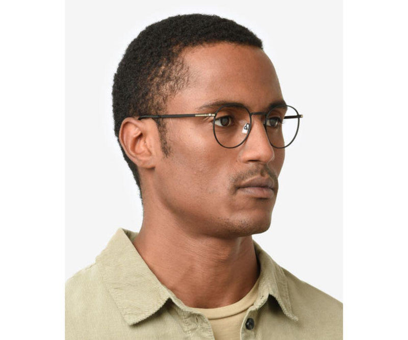 Hugo Boss_Glasses_1605_2M2_50_Model 2