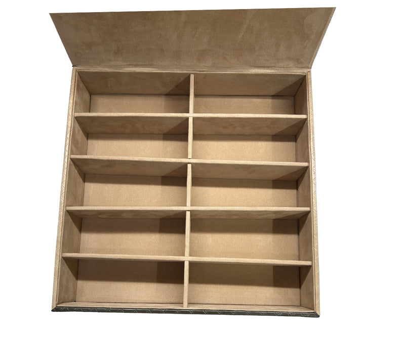 EYEWEAR TRAVEL CASE 10 PARTS