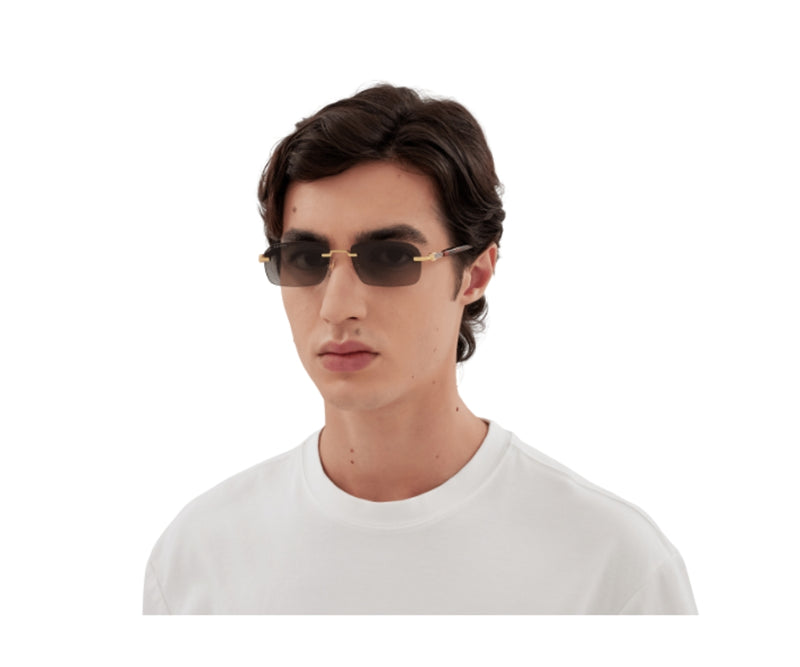 Gucci_Sunglasses_1221S_006_56_model 