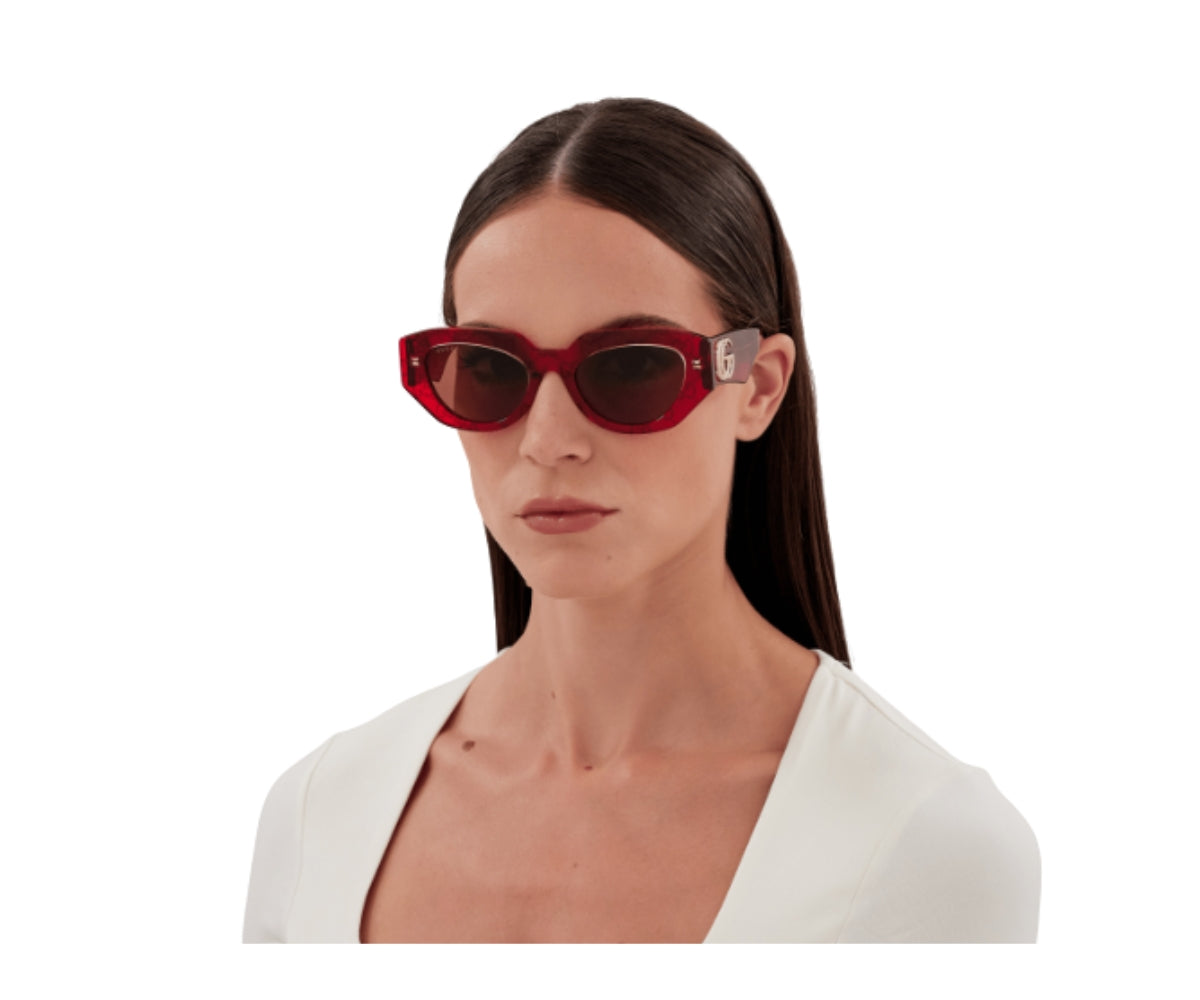 Gucci_Sunglasses_1421S_006_51_model 