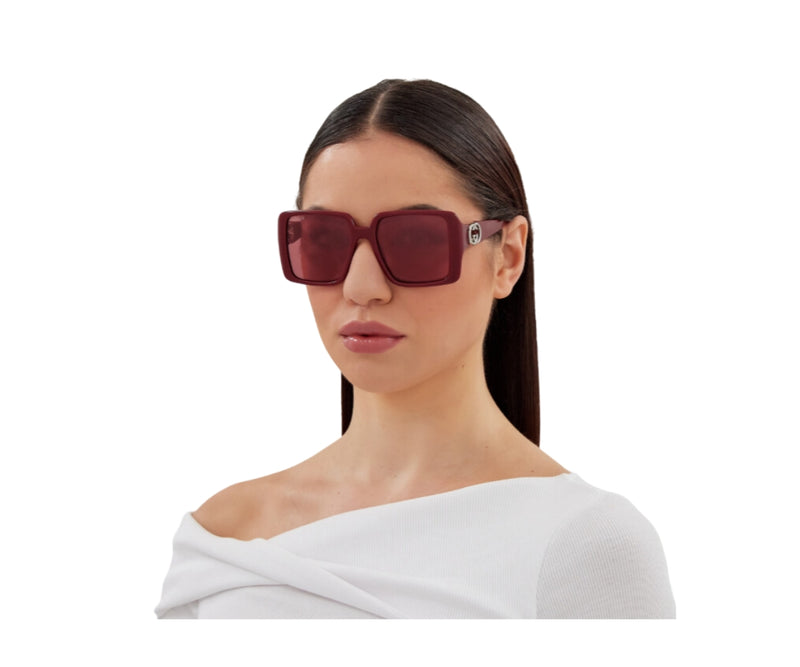 Gucci_Sunglasses_1692S_005_54_model 