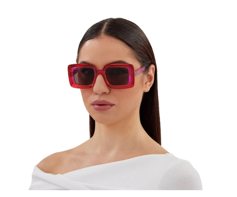 Gucci_Sunglasses_1718S_004_51_model 