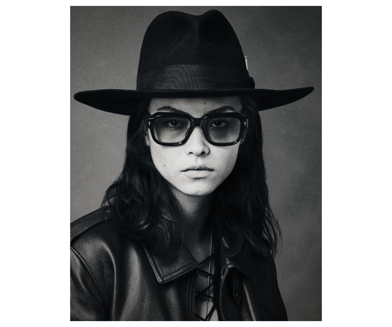 Jacques Marie Mage_Sunglasses_VIVIENNE_ARGYLE_55_model 