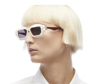 Kuboraum_Sunglasses_Q6_IY_55_Model 3 view 5