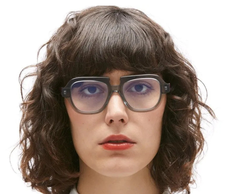 Kuboraum_Glasses_S5_GY_53_Model 2