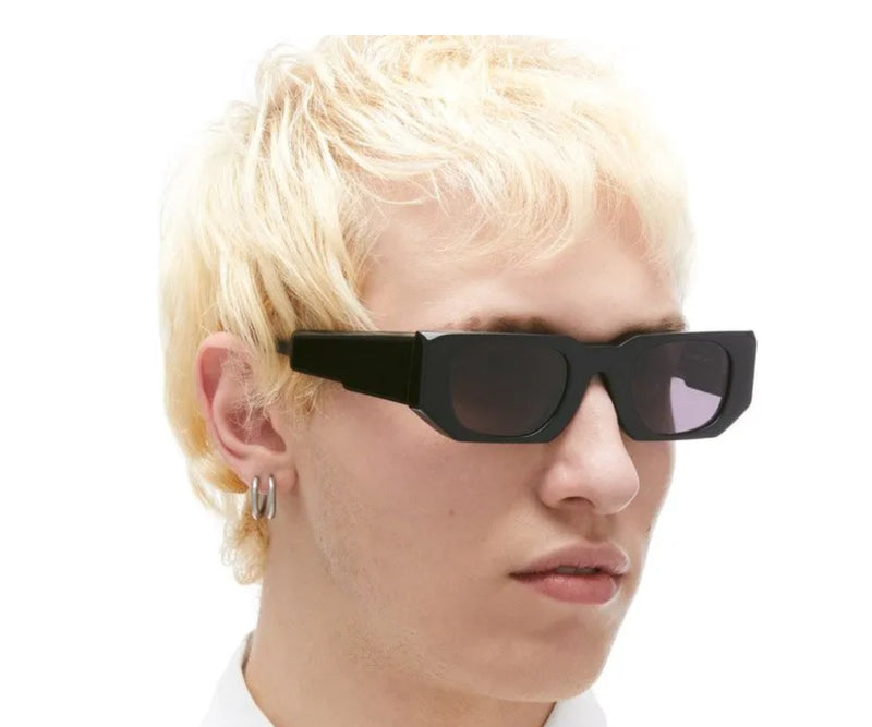 Kuboraum_Sunglasses_U8_BS_48_Model 1