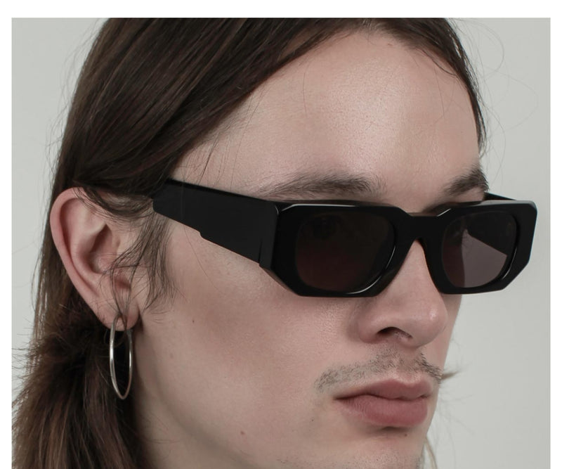 Kuboraum_Sunglasses_U8_BS_48_Model 2