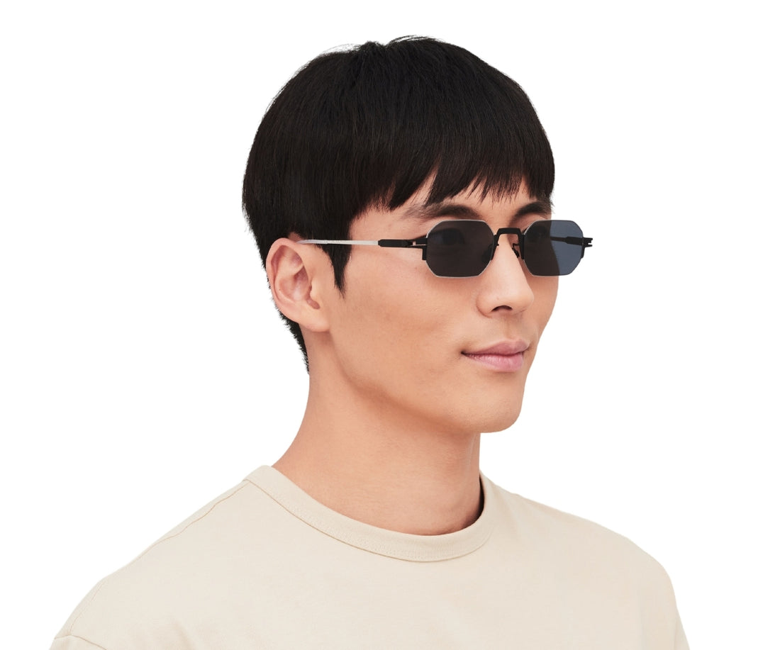 Mykita_Sunglasses_STUDIO15.1_C484_51_Model 2