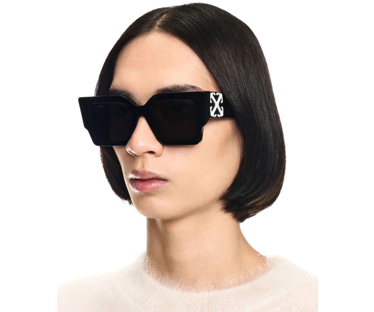 OFF-WHITE_OERI128_1007_55_model1