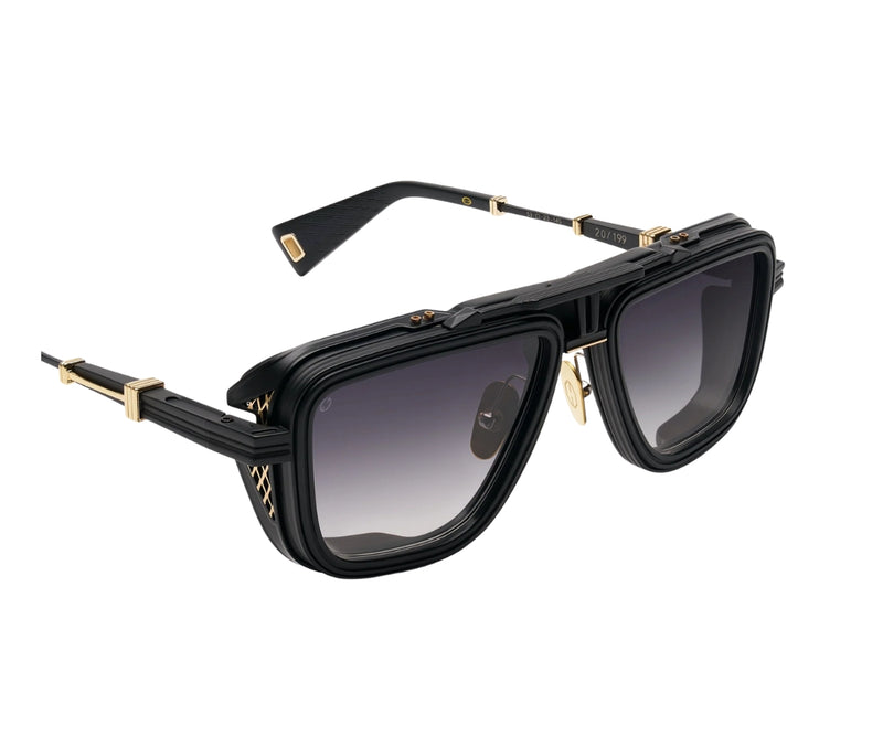 T Henri_Sunglasses_GTO_GTCC TRAVERSE_53_close up