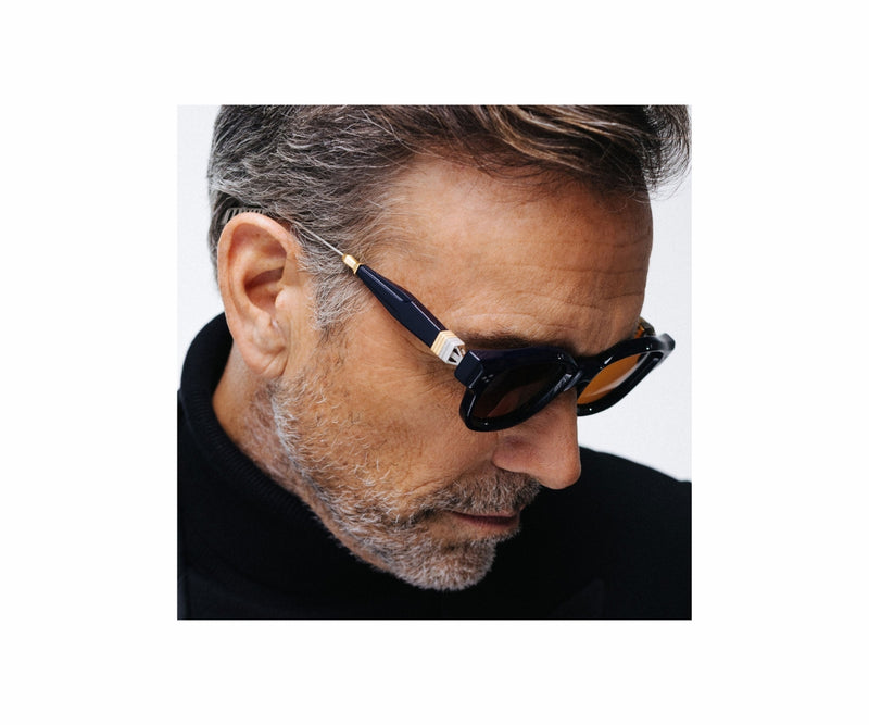 T Henri_Sunglasses_V2_V2CW2 TWILIGHT II NAVY BLUE_47_model