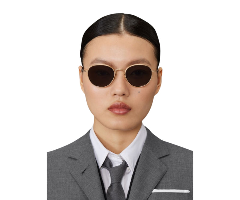 Thom Browne_Sunglasses_UES119A_711_52_model 