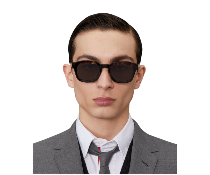 Thom Browne_Sunglasses_UES412A_215_48_model 