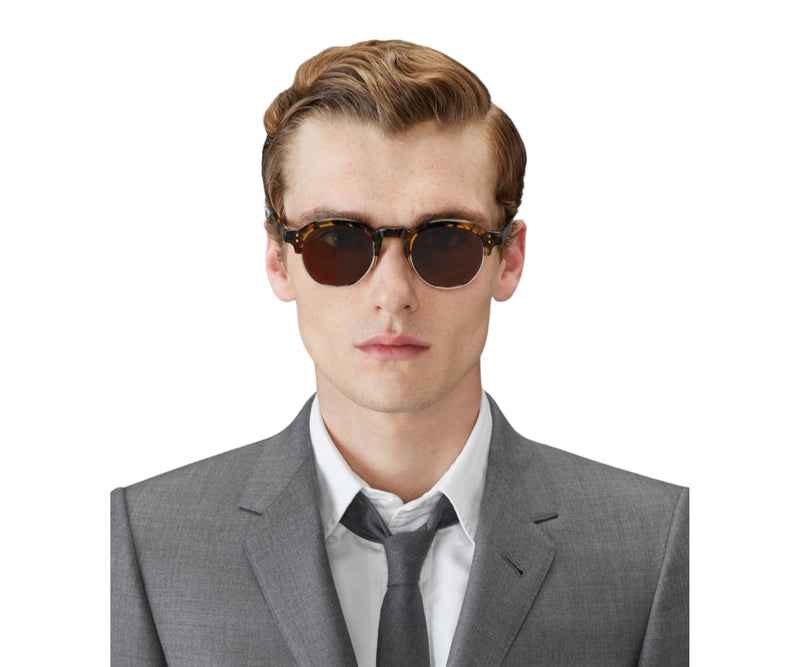 Thom Browne_Sunglasses_UES920A_205_47_model 2
