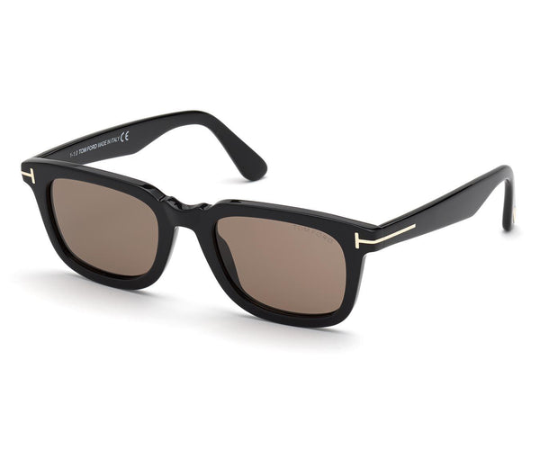 TOMFORD_SUNGLASS_FT0817_01E_SIDESHOT1