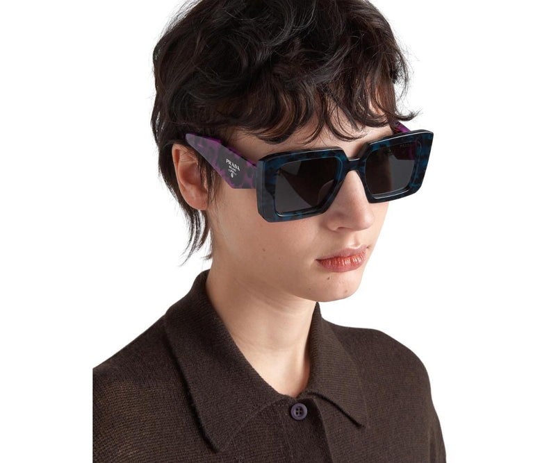 Prada_Sunglasses_23YS_06Z/5S0_51_Model 1