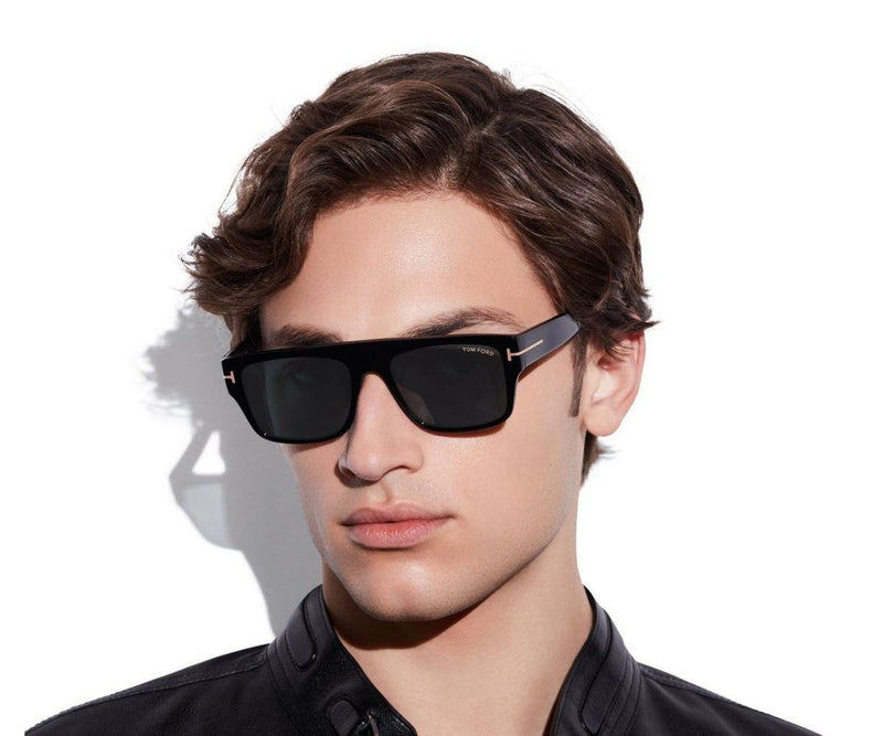 Tom Ford_Sunglasses_Dunning_0907_01V_55_Model