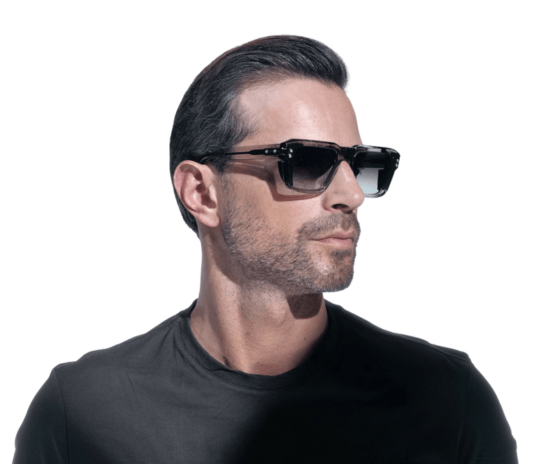 Akoni_Sunglasses_Hercules_AKS-105B_GRY-GRY_54_Model 1