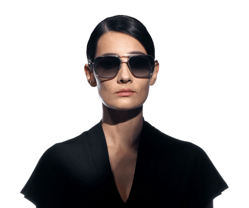 Akoni_Sunglasses_Pathfinder_AKS-503A_GLD-BLK_59_Model 2