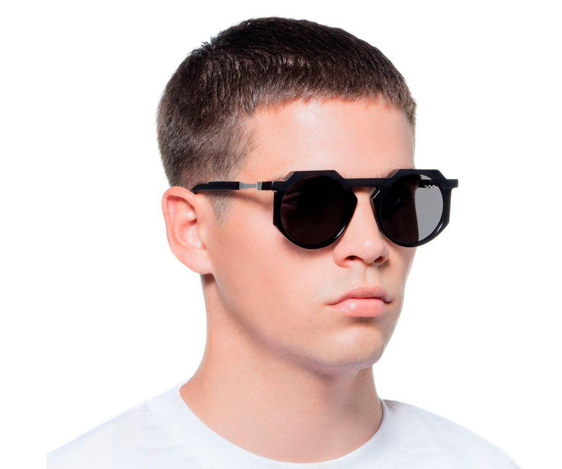 Vava Eyewear_Sunglasses_WL0028_BLACK_52_Model 1